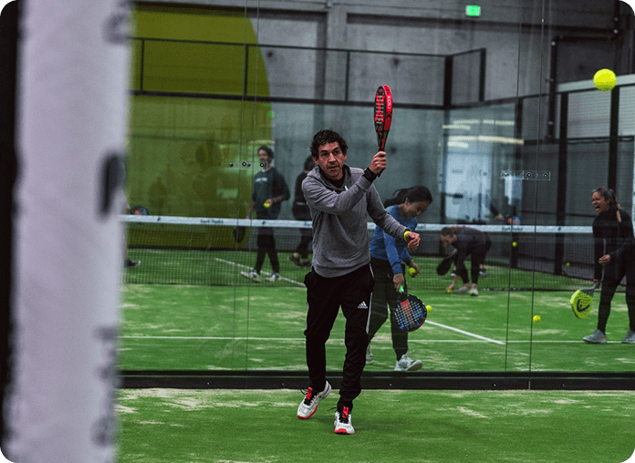 Groomsmen-Looking-Happy-On-Dance-Floor-1280x700 1 (4)